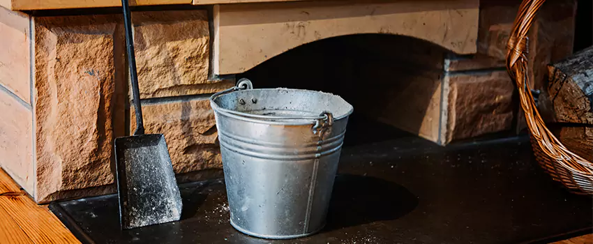 Clean The Fireplace Mantle And Hearth in Vineyard, California